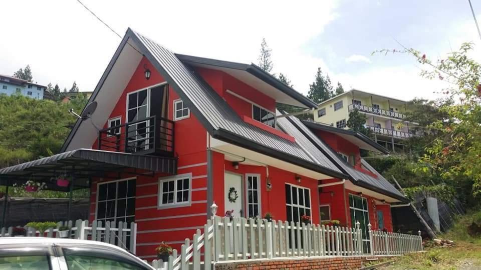 Berries Residence Kampong Kundassan Zewnętrze zdjęcie